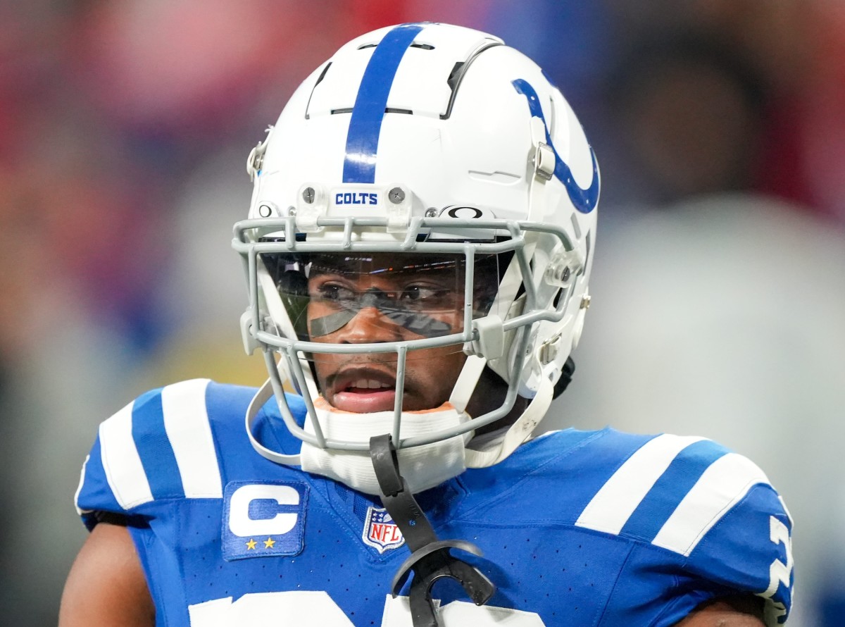 Indianapolis Colts cornerback Kenny Moore II (23) warms up, Saturday, Jan. 6, 2024, before a game against the Houston Texans at Lucas Oil Stadium in Indianapolis.